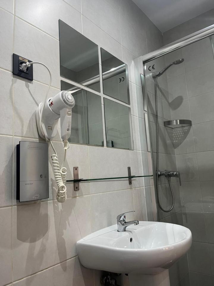 מדריד Fuencarral Rooms מראה חיצוני תמונה